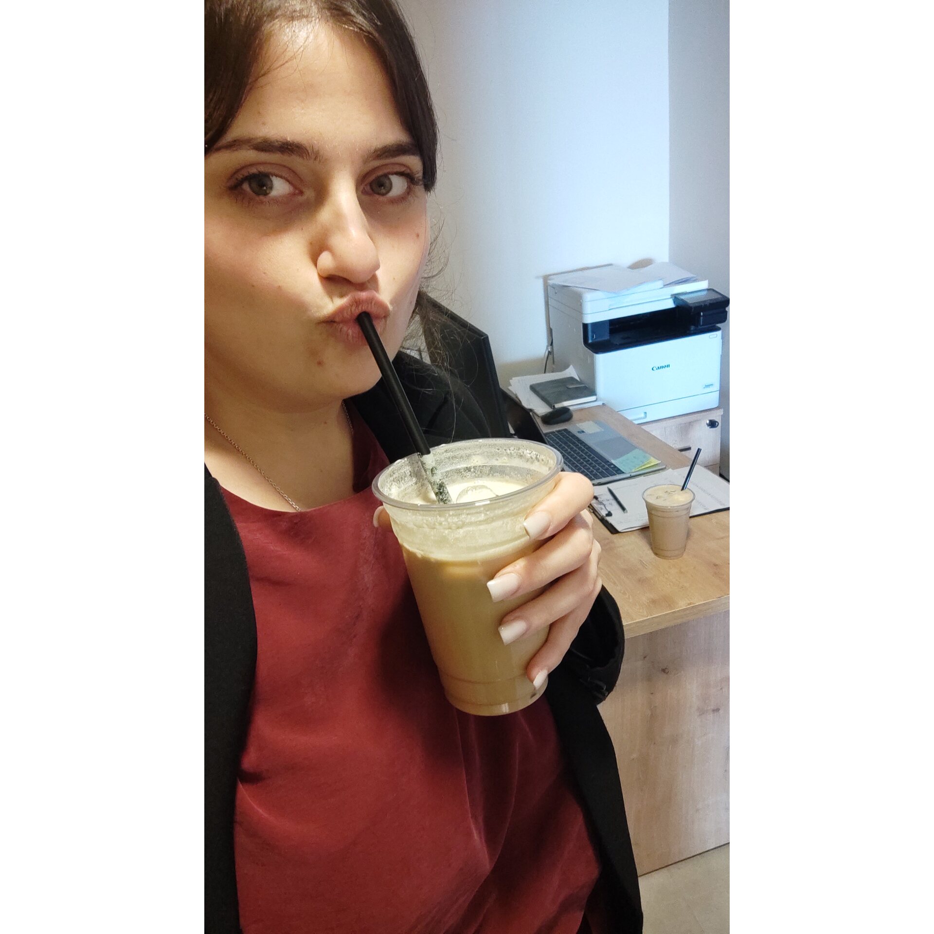 პოსტის ფოტო